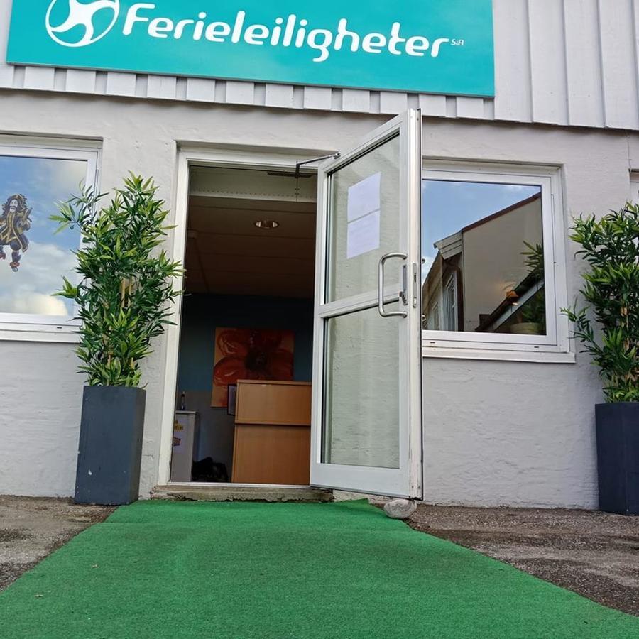 Roligheden Ferieleiligheter Kristiansand Ngoại thất bức ảnh